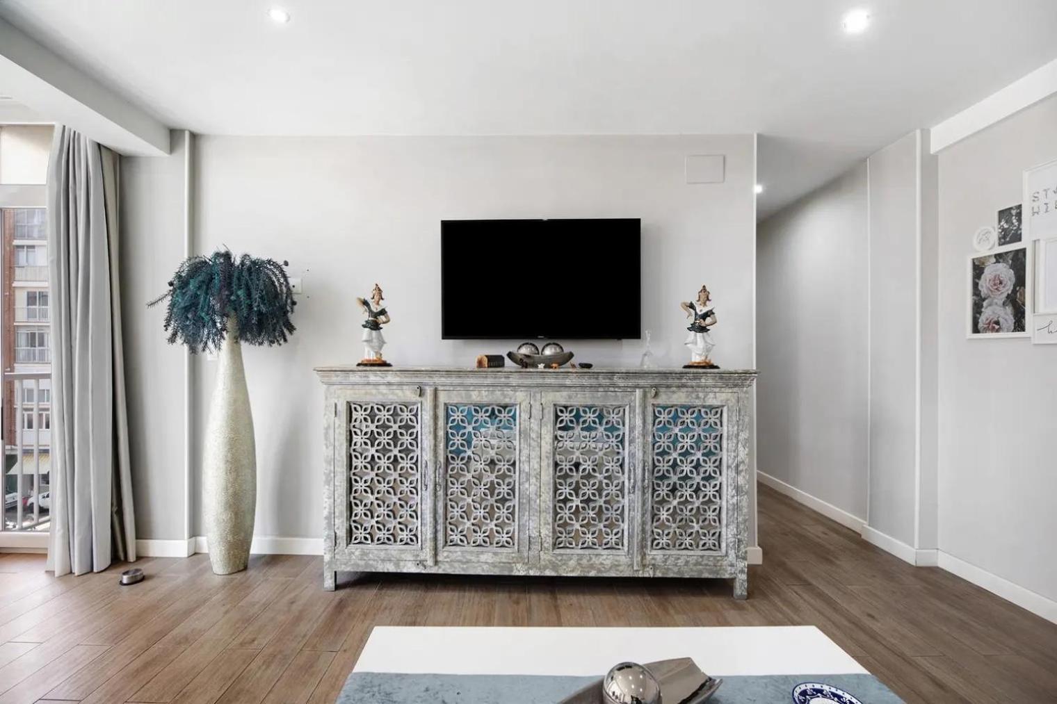 Cozy Room In Stylish Flat Just Steps From The Beach Cádiz Exterior foto